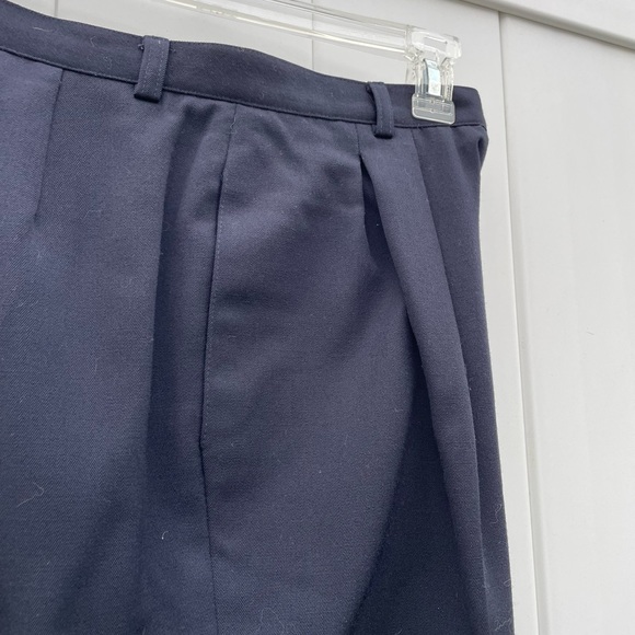 David N Petites vintage, high waisted, pleated trousers - Picture 4 of 5